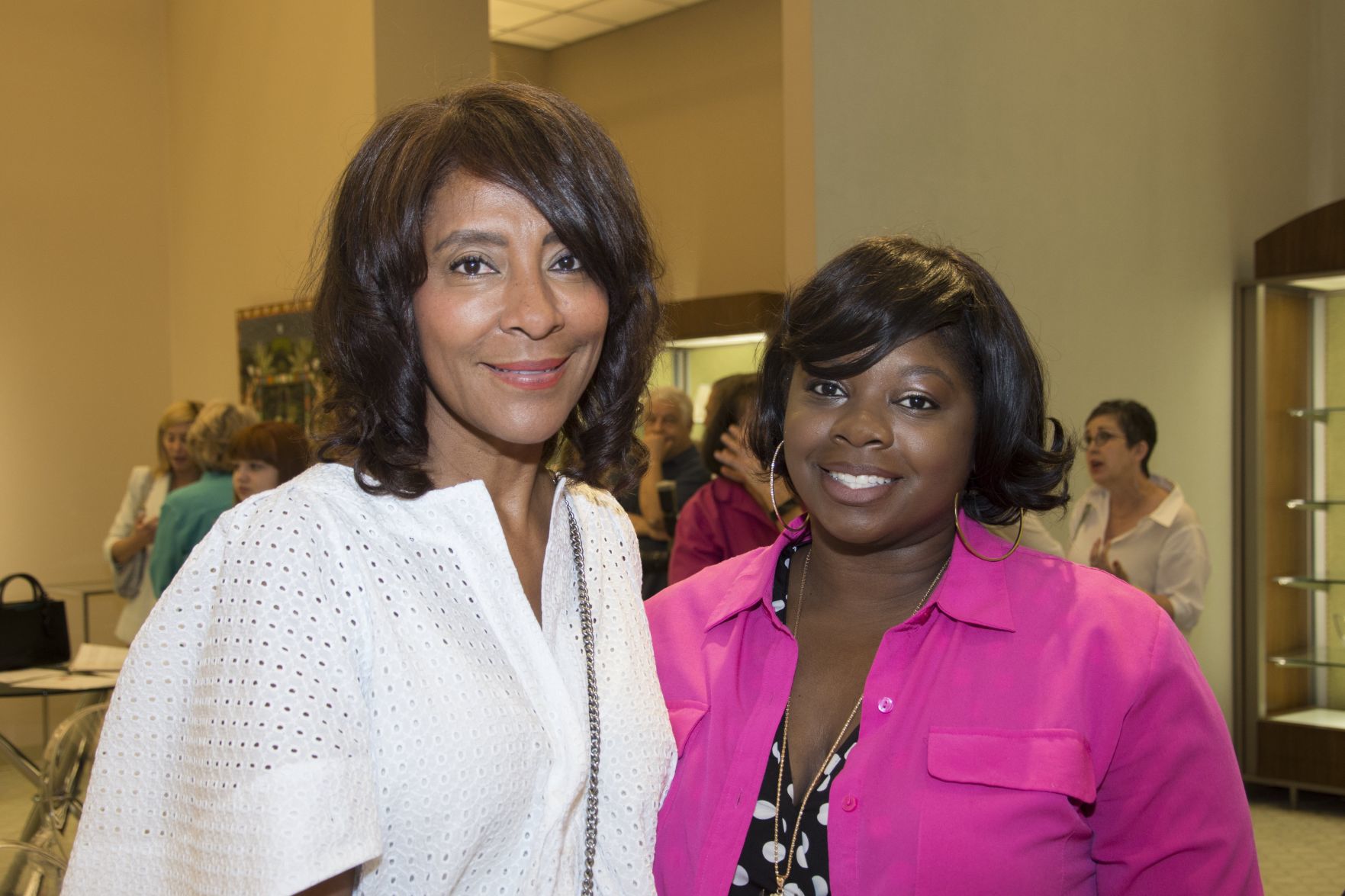 Janet Williams, Shakia Gullette